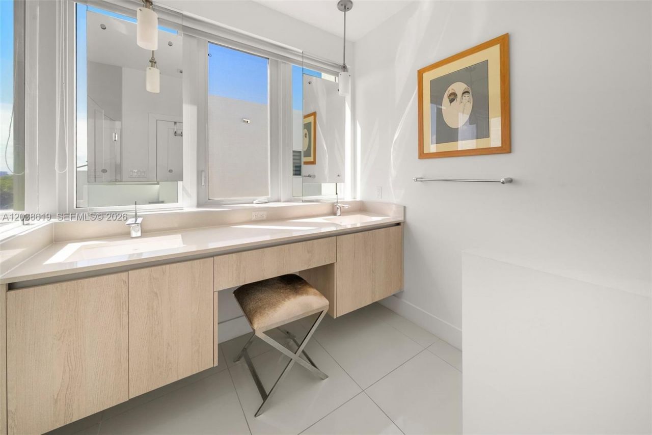 39 N Shore Dr, Miami Beach, FL 33141 Photo