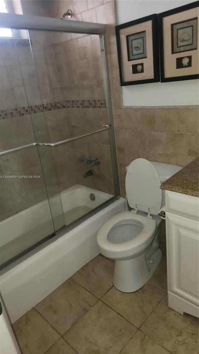 2920 Point East Dr, Unit N607, Aventura, FL 33160 Photo
