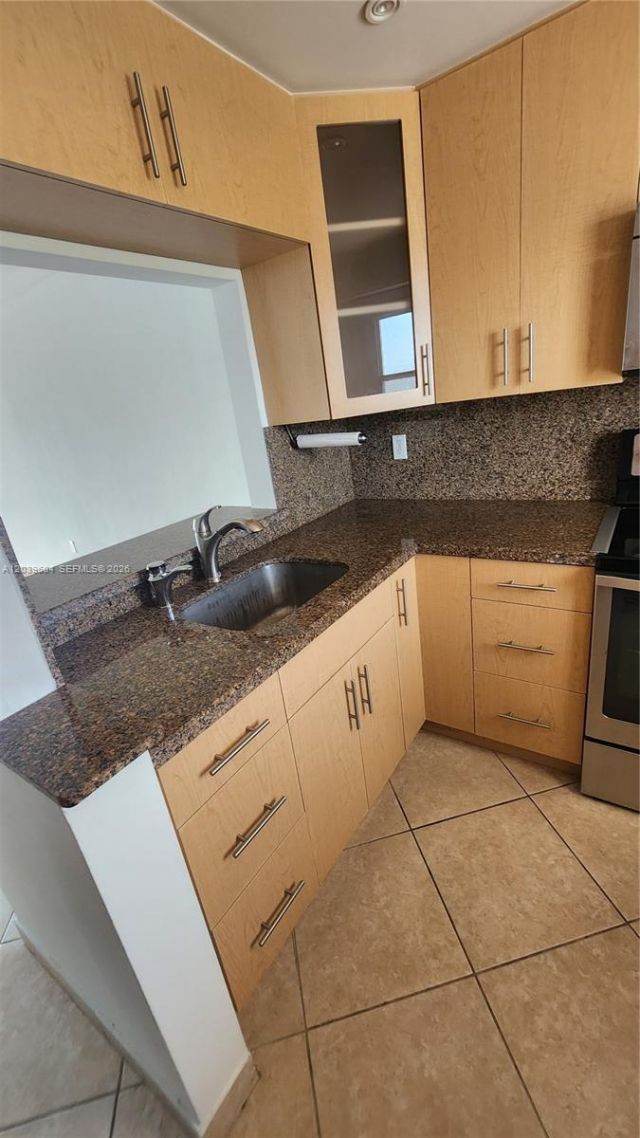 2920 Point East Dr, Unit N607, Aventura, FL 33160 Photo