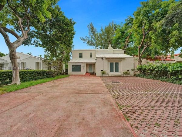 1225 Alton Rd , Miami Beach, FL 33139
