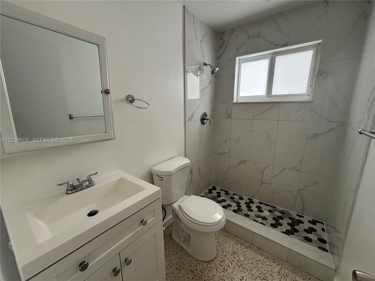 458 E 31st St , Unit 4, Hialeah, FL 33013 Photo