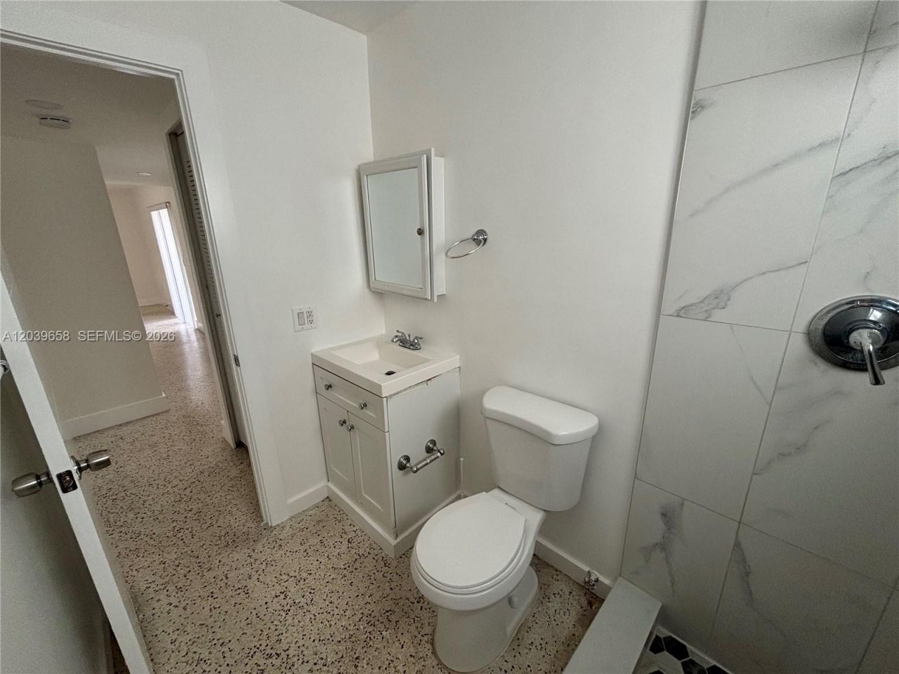 458 E 31st St , Unit 4, Hialeah, FL 33013 Photo
