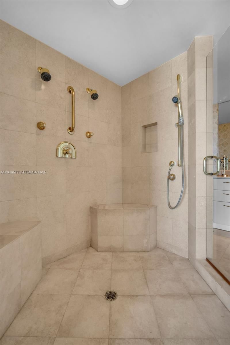19955 NE 38th Ct, Unit 2204, Aventura, FL 33180 Photo