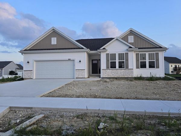 1549 Patton DRIVE, Hartford, WI 53027