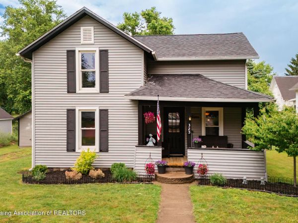 325 Grand Street, Springport, MI 49284