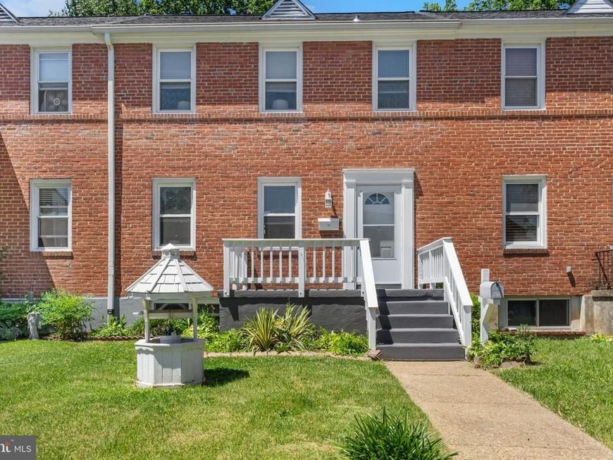 38 Briarwood Road, Catonsville, MD 21228 Main Photo