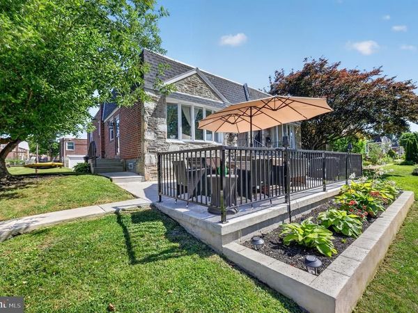 8527 ALGON AVENUE, PHILADELPHIA, PA 19152
