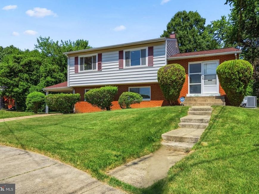 7201 Cloverdale Drive , Oxon Hill, MD 20745 Main Photo