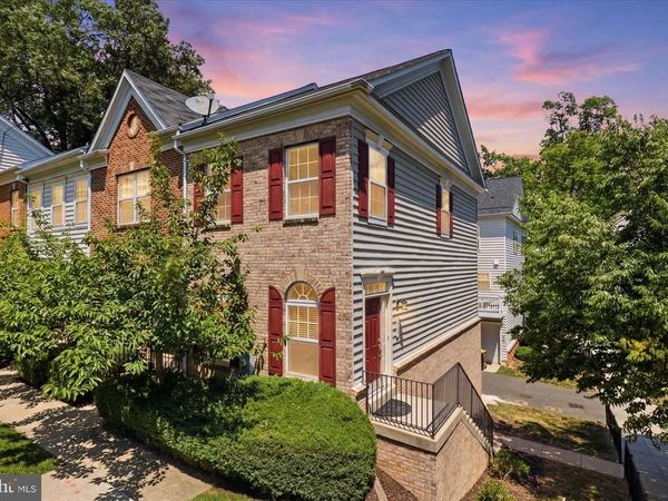 121 DANBURY STREET SW, WASHINGTON, DC 20032