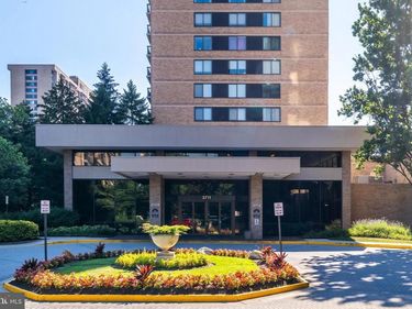 3713 S GEORGE MASON DRIVE , Unit 1604, FALLS CHURCH, VA 22041