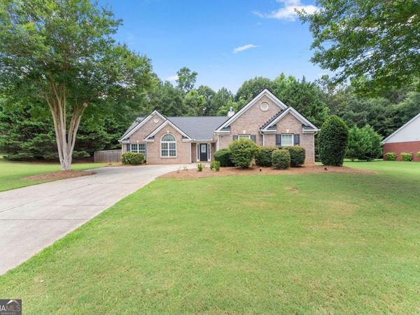 198 Blue Grass Drive, Jefferson, GA 30549