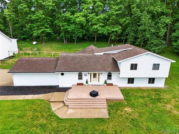 8655 Joey Drive, Putnam Twp, MI 48169