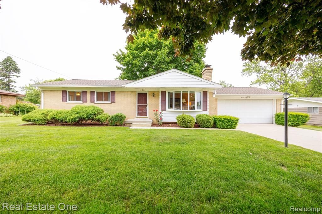 1156 Bielby Street, Waterford Township, MI 48328 Main Photo