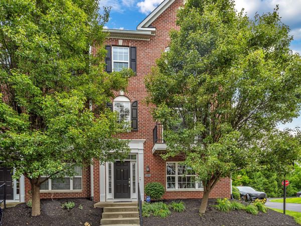 8233 Dan Allen Drive, Fishers, IN 46038