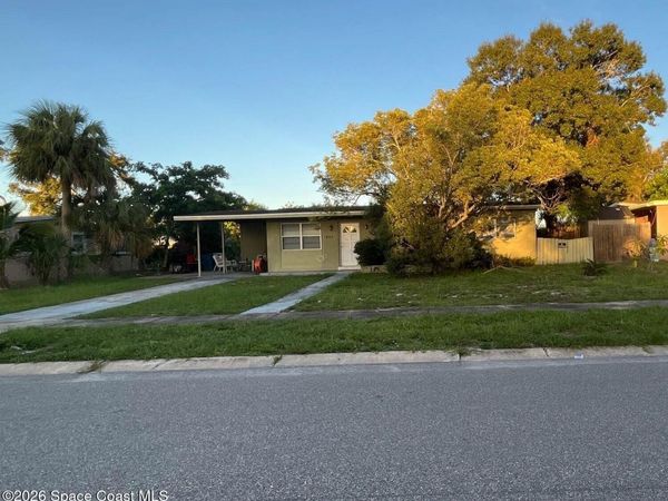 865 Canada Street NE , Palm Bay, FL 32905