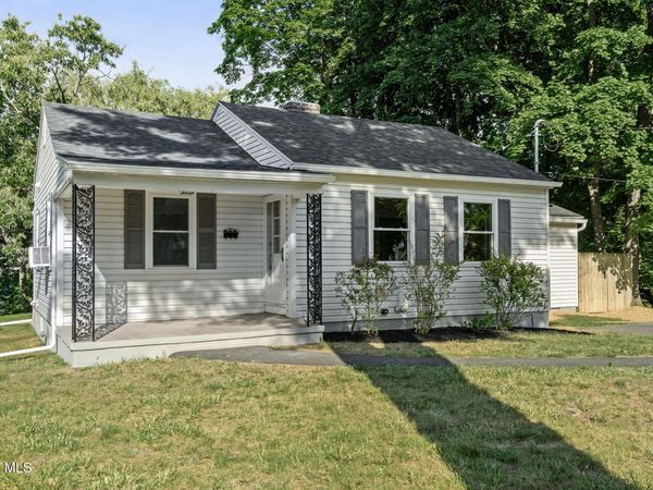 2 Maple Terrace, Delmar, NY 12054