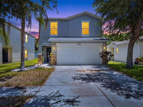 7842 CARRIAGE POINTE DRIVE , GIBSONTON, FL 33534