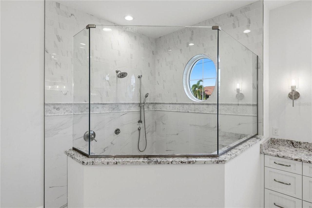 2139 Palm Tree Drive, Punta Gorda, FL 33950 Photo