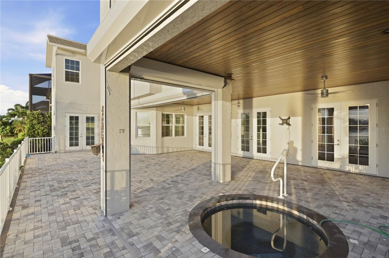 2139 Palm Tree Drive, Punta Gorda, FL 33950 Photo
