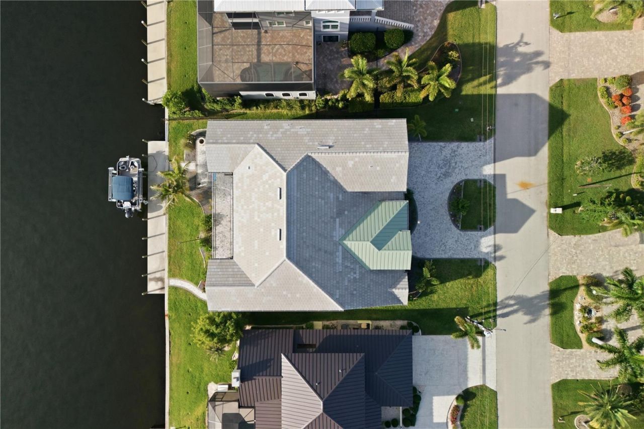 2139 Palm Tree Drive, Punta Gorda, FL 33950 Photo