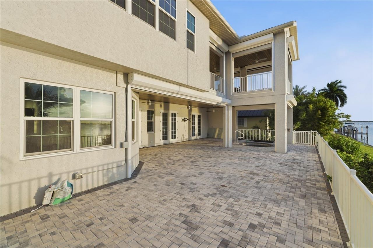 2139 Palm Tree Drive, Punta Gorda, FL 33950 Photo
