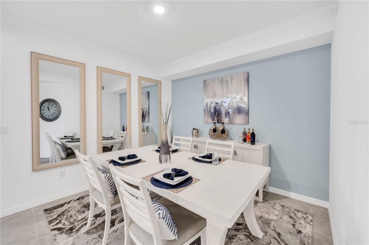 18114 Gawthrop Drive , Unit 201, Lakewood Ranch, FL 34211 Photo