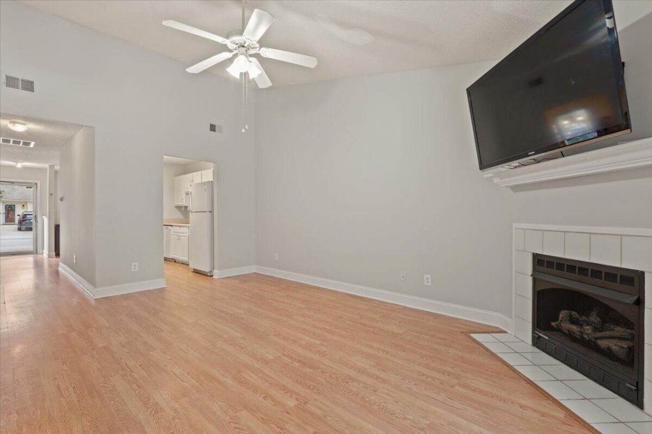 1373 Pinnacle Lane Photo 11