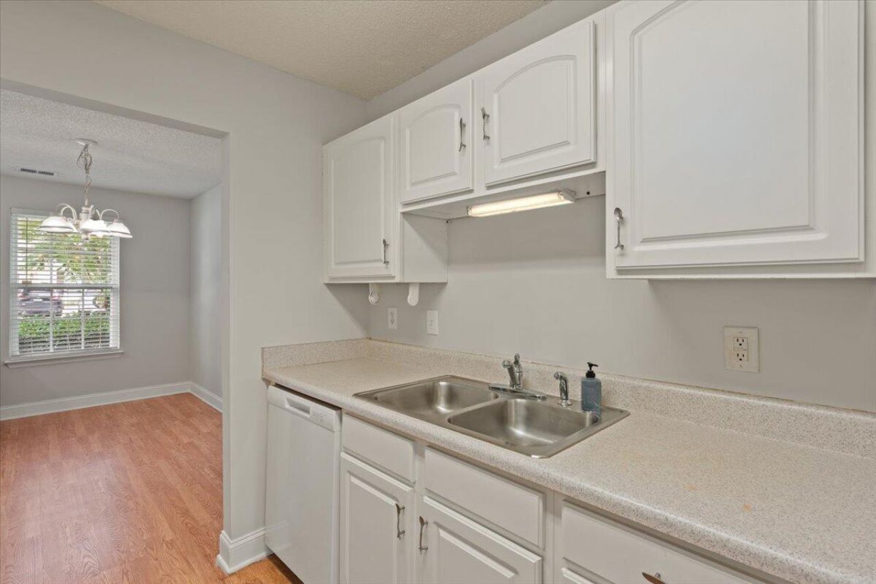 1373 Pinnacle Lane Photo 17