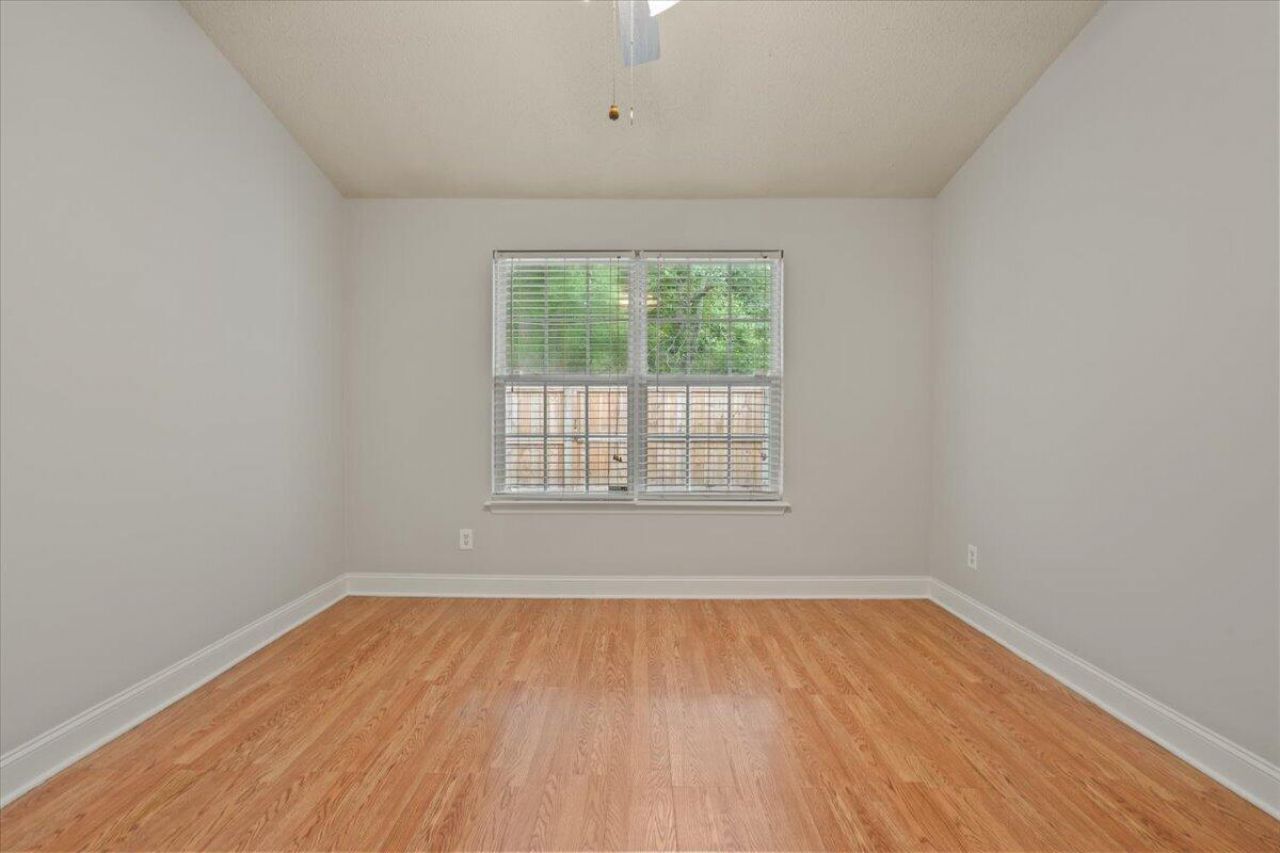 1373 Pinnacle Lane Photo 24