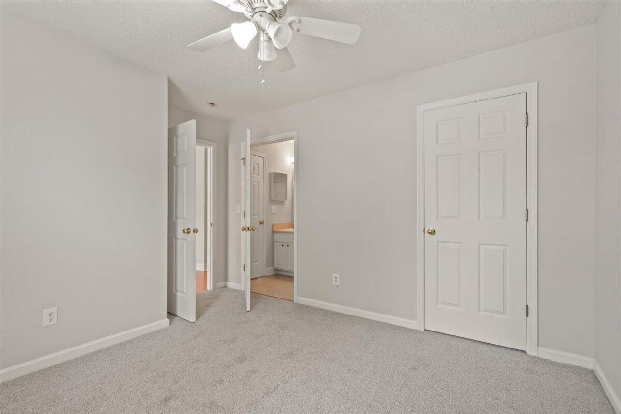 1373 Pinnacle Lane Photo 33