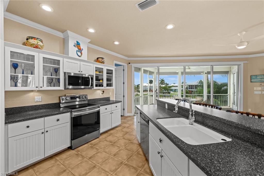 2315 Cherimoya Ln, Saint James City, FL 33956 Photo