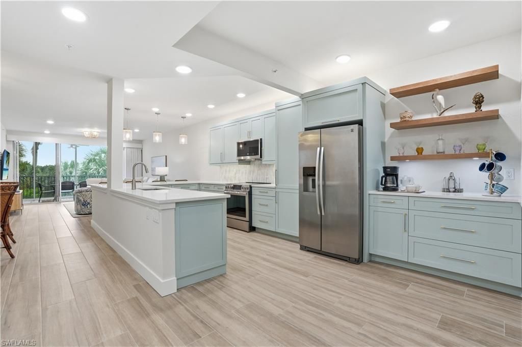 7671 Pebble Creek Cir, Unit 204, Naples, FL 34108 Photo