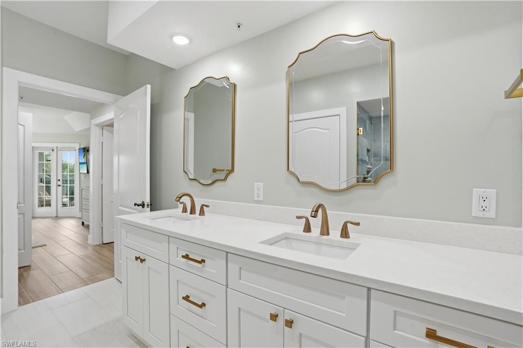7671 Pebble Creek Cir, Unit 204, Naples, FL 34108 Photo