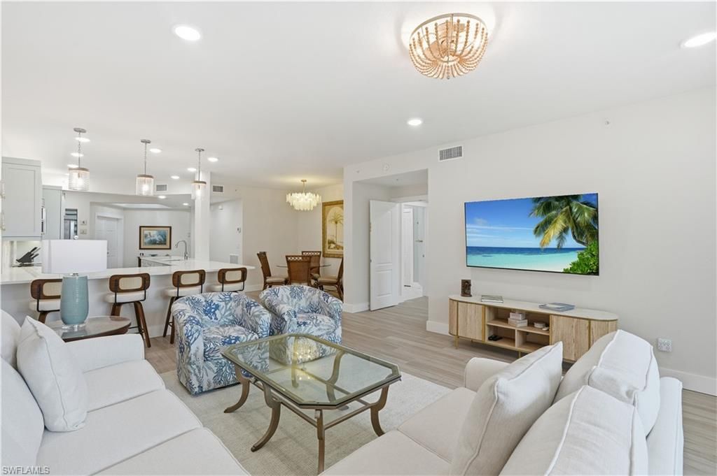 7671 Pebble Creek Cir, Unit 204, Naples, FL 34108 Photo