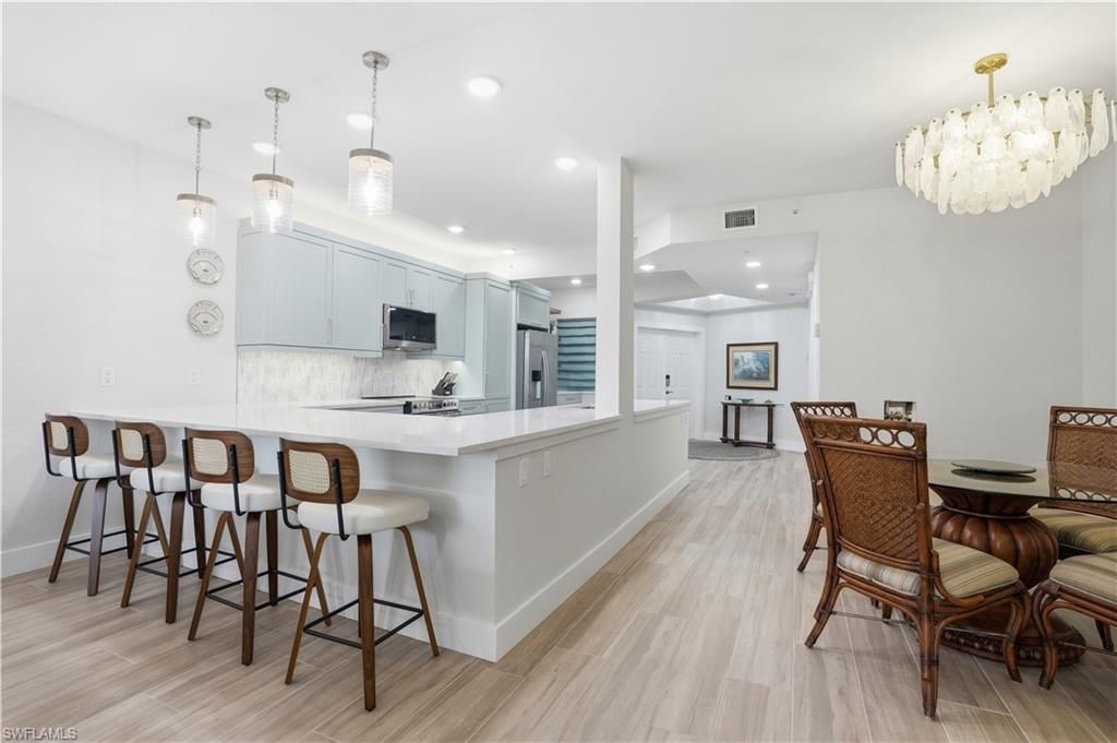 7671 Pebble Creek Cir, Unit 204, Naples, FL 34108 Photo