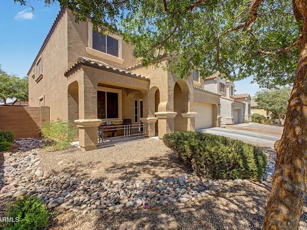 17548 W LARKSPUR Drive, Surprise, AZ 85388