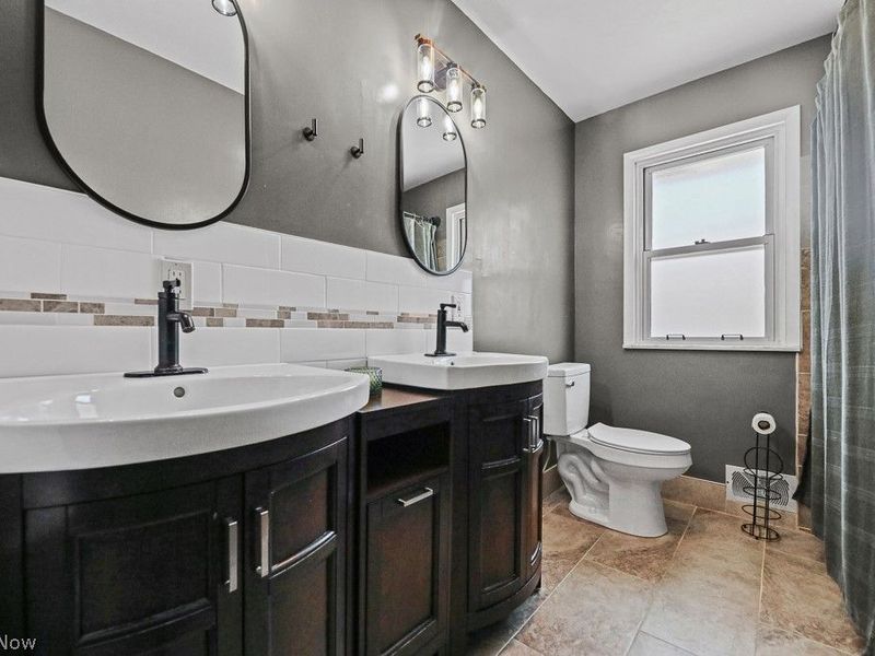4557 W 223rd Street , Fairview Park, OH 44126 Photo 21