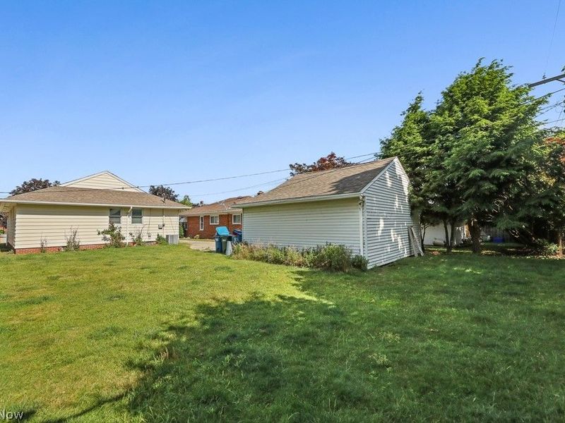 4557 W 223rd Street , Fairview Park, OH 44126 Photo 32