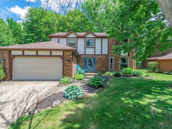 21573 Montclare Boulevard, Strongsville, OH 44149