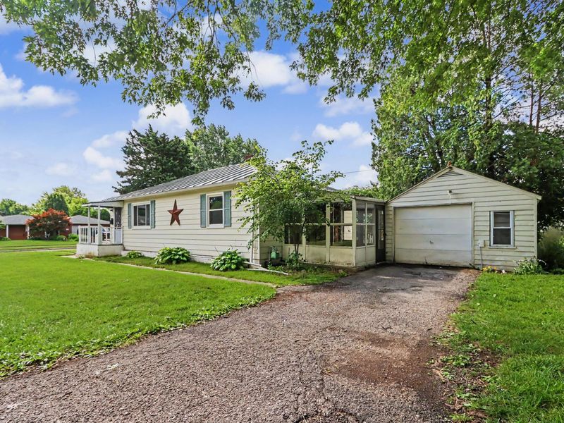 1103 Rogers Street , Bucyrus, OH 44820 Photo 2