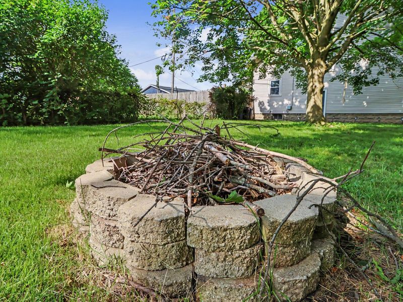 1103 Rogers Street , Bucyrus, OH 44820 Photo 32