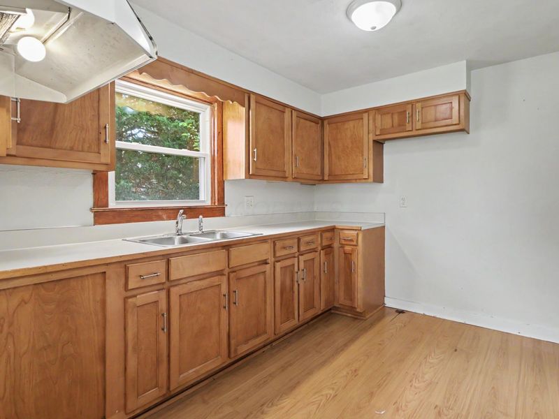 1103 Rogers Street , Bucyrus, OH 44820 Photo 5