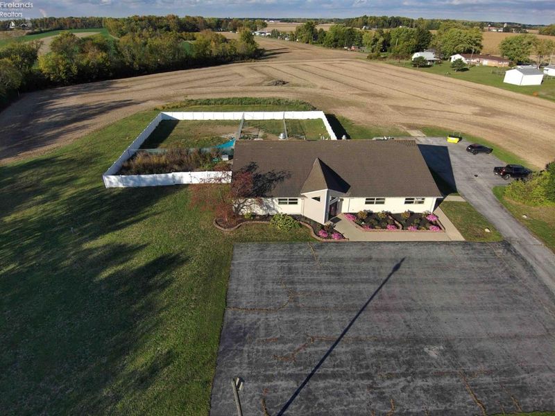 1800 W McPherson Highway, Clyde, OH 43410 Photo 15