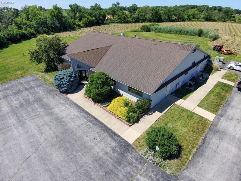 1800 W McPherson Highway, Clyde, OH 43410 Photo 3