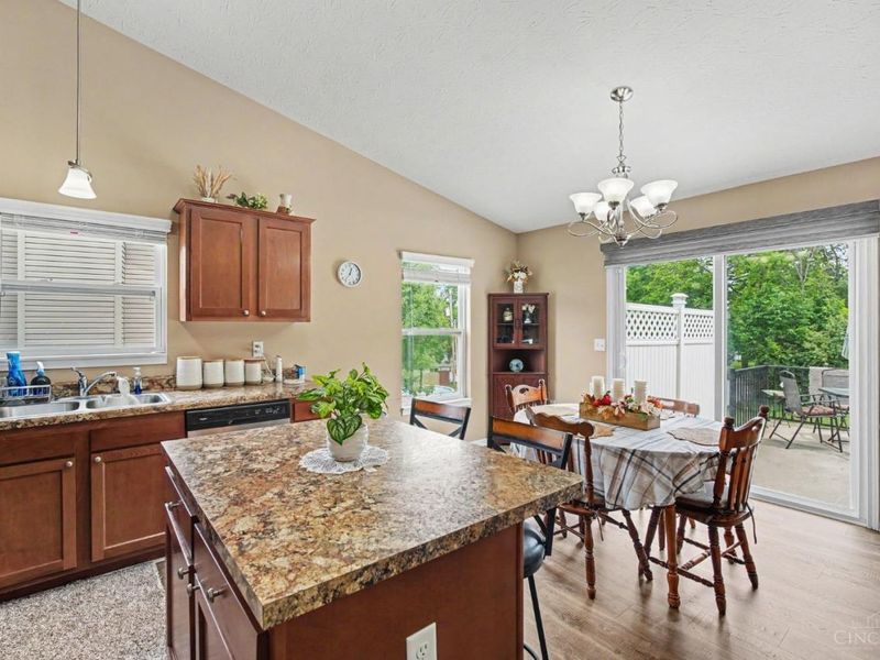 78 Thornhill Drive, Hamilton, OH 45013 Photo 8