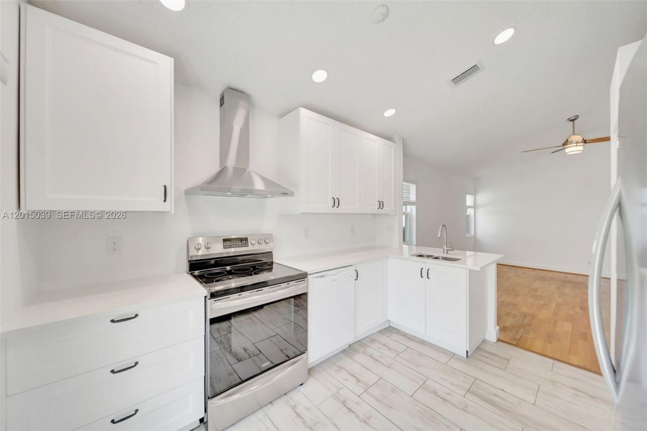 941 Briar Ridge Rd , Weston, FL 33327 Photo
