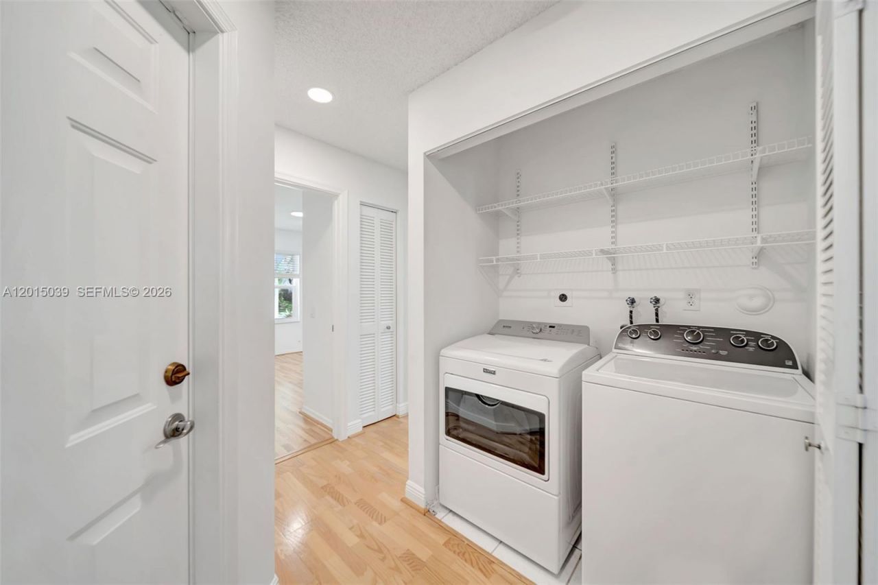 941 Briar Ridge Rd , Weston, FL 33327 Photo
