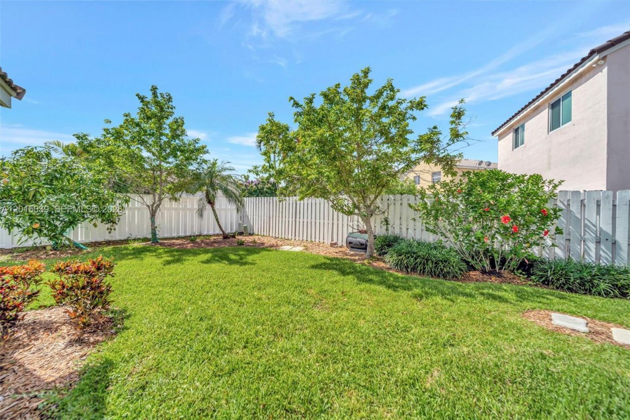 941 Briar Ridge Rd , Weston, FL 33327 Photo