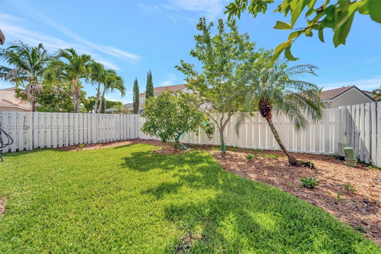 941 Briar Ridge Rd , Weston, FL 33327 Photo