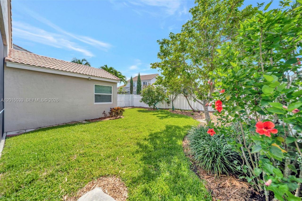 941 Briar Ridge Rd , Weston, FL 33327 Photo